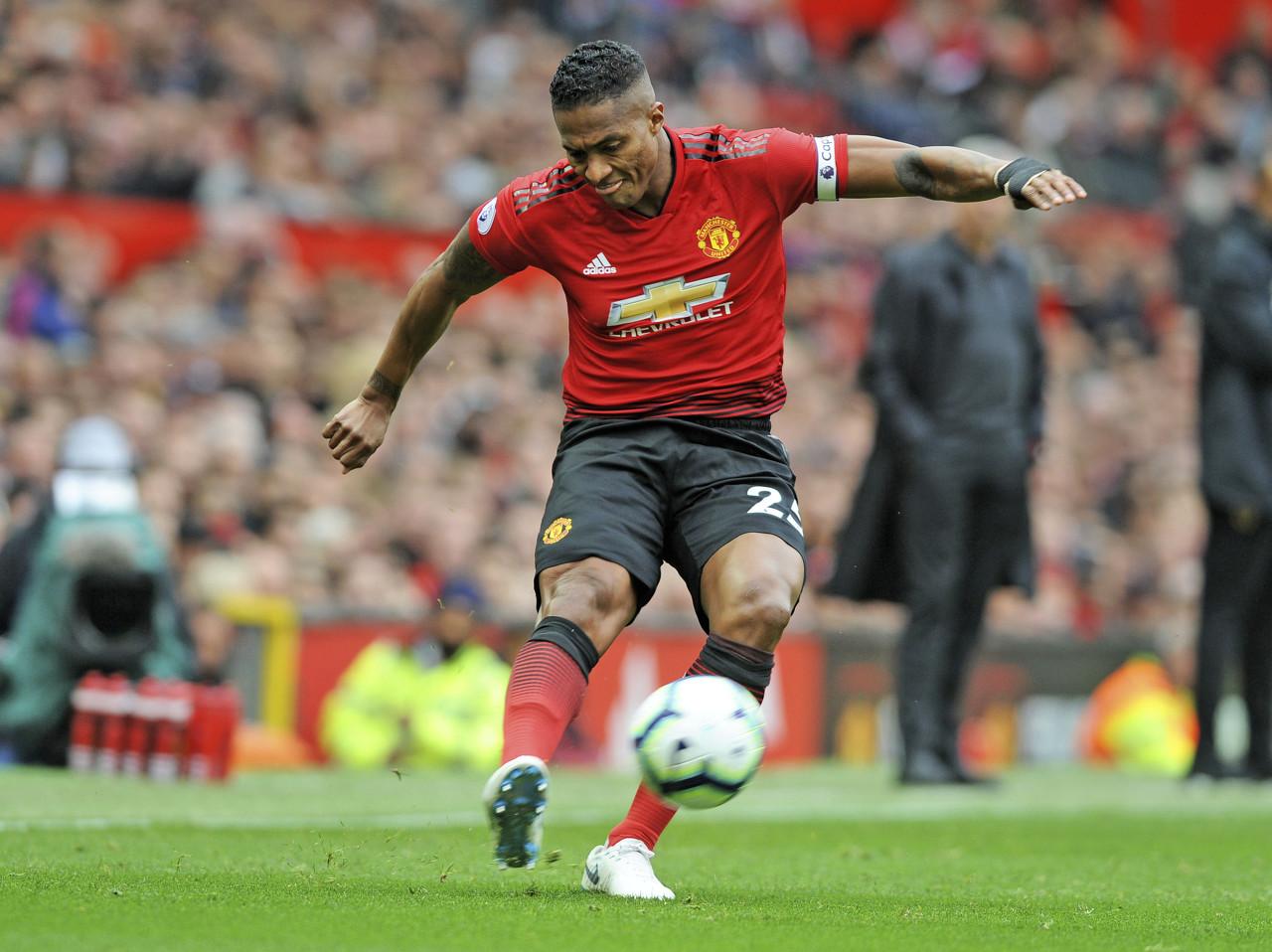 包含瓦伦西亚发布备战花絮，关键时刻伤情更新，足总杯任务艰巨，临场指挥获称赞的词条-开云体育服务